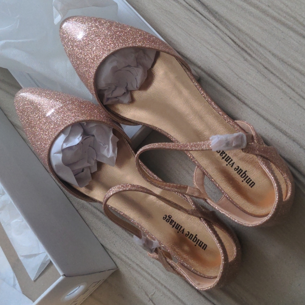 Unique vintage flats, Size 9